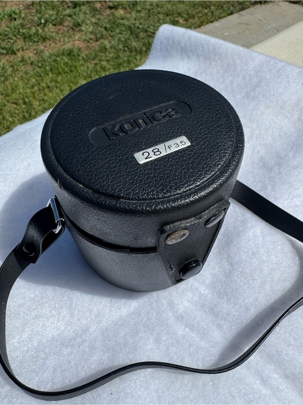 Konica 28mm f/3.5 Leather Lens Case in Black